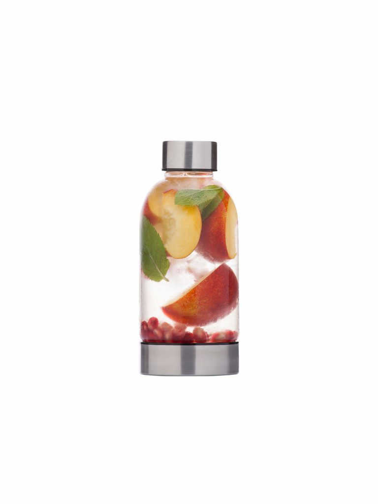 Bo-Bottle drinking bottle with water, peach, mint and pomegranate